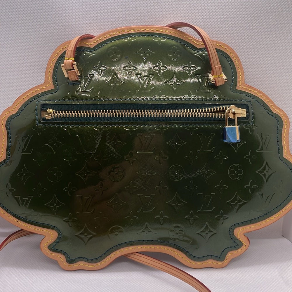 Limited Edition Louis Vuitton Conte de Fees Frog Crossbody - Picture 9 of 14